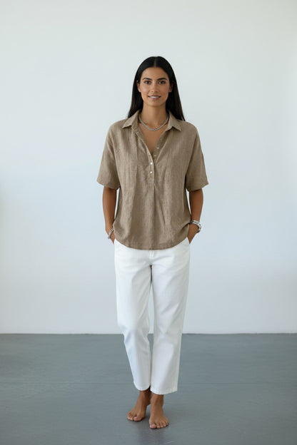 Blouse Col chemise Amondar, portée par mannequin